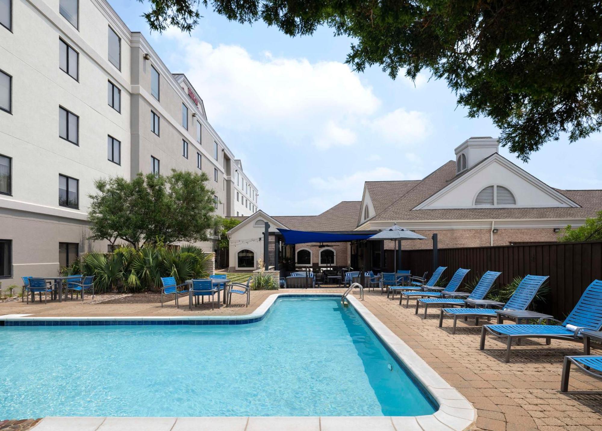 Hilton Garden Inn Las Colinas Ірвінг Екстер'єр фото